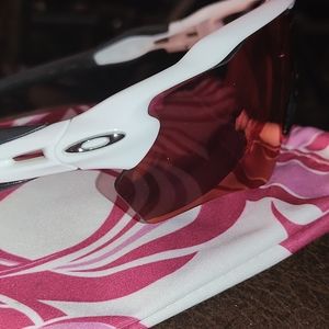 Oakley radar pitch custom  es prism lenses